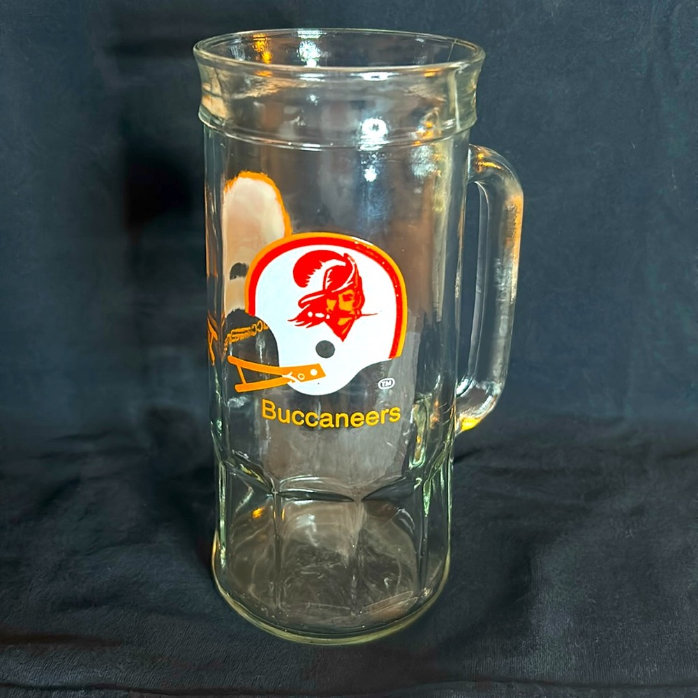 Vintage 1970s TAMPA BAY BUCCANEERS Fisher Peanuts NFL Football Beer Glass Mug